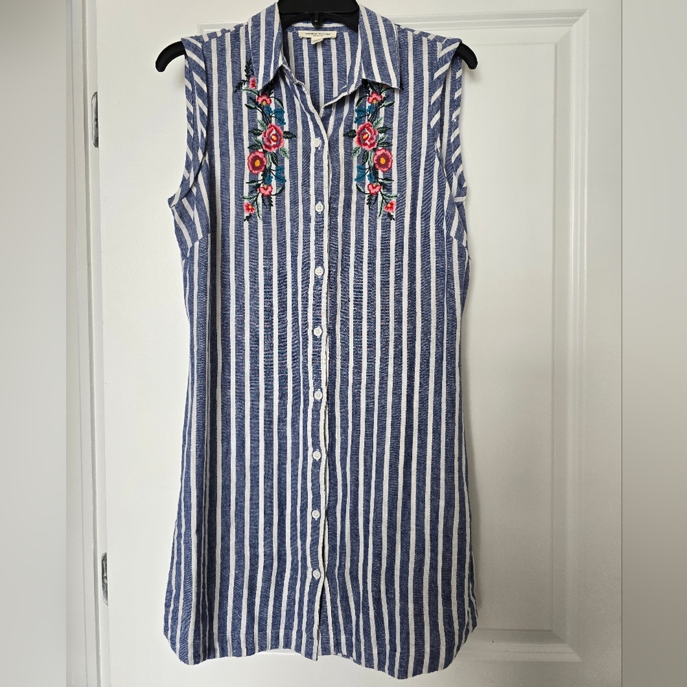 Beachlunchlounge Linen Striped Sleeveless Shirt with Floral Embroidery Size S